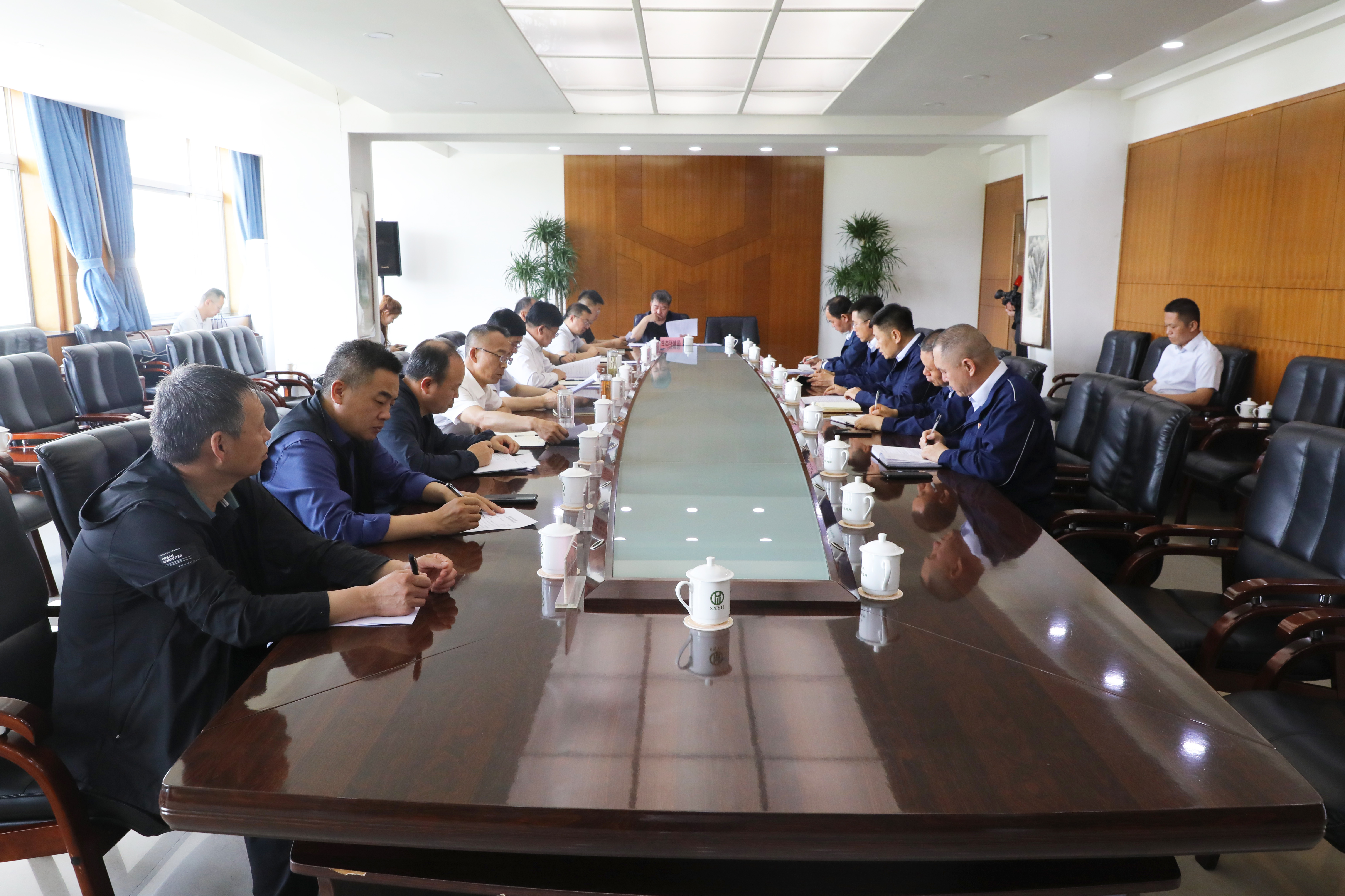 郭建雄带队莅临公司检查指导工作